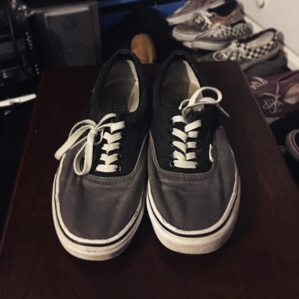 Black/Gray vans